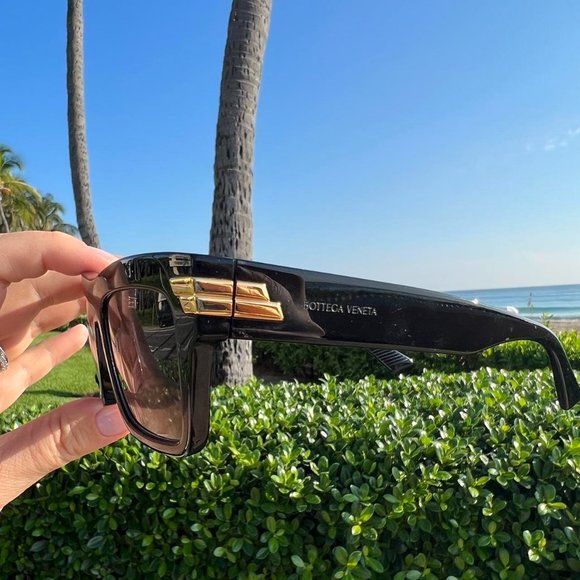 Bottega Veneta Women's Sunglasses - Picture 4 of 4